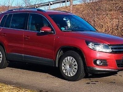 gebraucht VW Tiguan BMT LOUNGE Sport & Style ROT