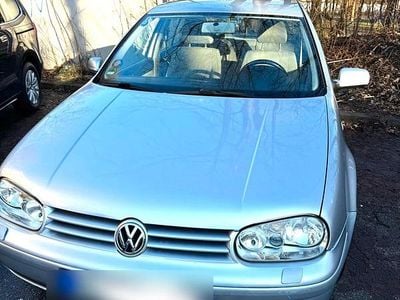 Gebraucht VW Golf IV 116 PS (85 kW) 2002 Silber Kleinwagen