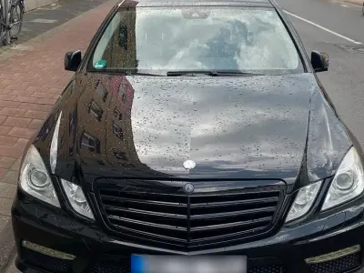 Usata Mercedes E350 AMG 231 CV (169 kW) 2009 Nero Berlina