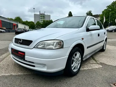 Occasion Opel Astra Elegance 101 ch (74 kW) 1998 Blanc Berline