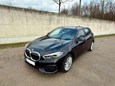 Gebraucht BMW 118 Advantage 136 PS (100 kW) 2021 Schwarz Kleinwagen