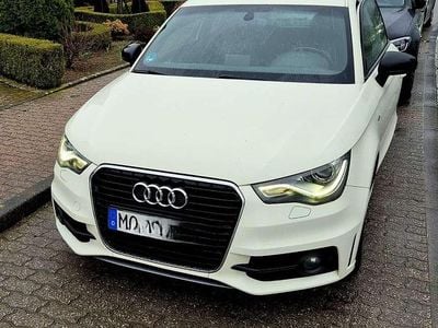 Gebraucht Audi A1 Sportback S-Line 185 PS (136 kW) 2012 Weiß Kleinwagen