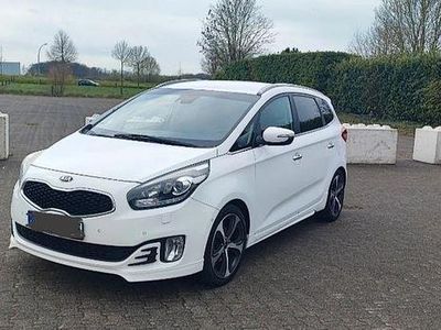 Gebraucht Kia Carens Spirit 136 PS (100 kW) 2013 Weiß Van / Kleinbus