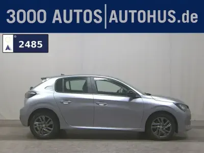 Gebraucht Peugeot 208 Active 102 PS (75 kW) 2022 Grau Kleinwagen