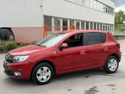 Gebraucht Dacia Sandero Comfort 90 PS (66 kW) 2018 Rot Limousine