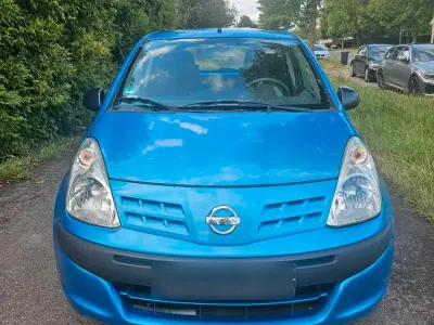 Gebraucht Nissan Pixo Acenta 68 PS (50 kW) 2012 Blau Kleinwagen