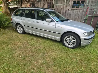 Gebraucht BMW 318 143 PS (105 kW) 2005 Silber Kombi