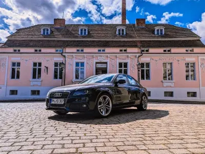 Brugt Audi A4 Attraction 120 HK (88 kW) 2010 Sort Sedan