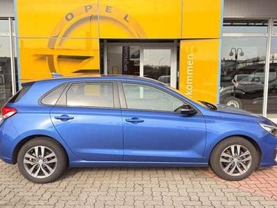 Usata Hyundai i30 Passion 99 CV (72 kW) 2018 Blu Berlina