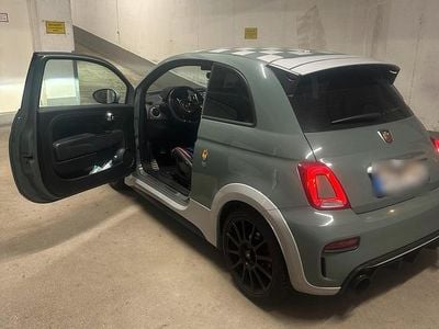Gebraucht Fiat 500 Abarth 180 PS (132 kW) 2022 Grün Kleinwagen