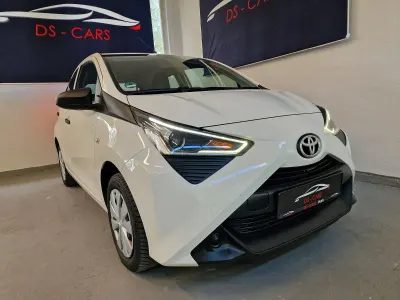 Gebraucht Toyota Aygo 72 PS (52 kW) 2021 Weiß Kleinwagen