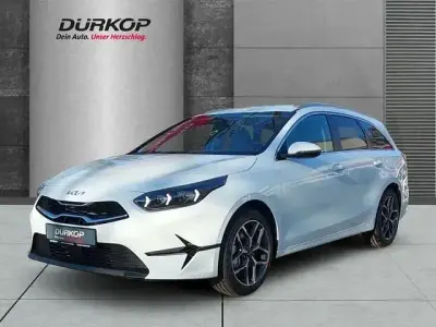 Neu Kia Ceed Sportswagon 140 PS (102 kW) 2025 Andere Limousine