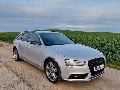Silber Gebraucht 2012 Audi A4 Sport Kombi | 11.700 € (Teuer)