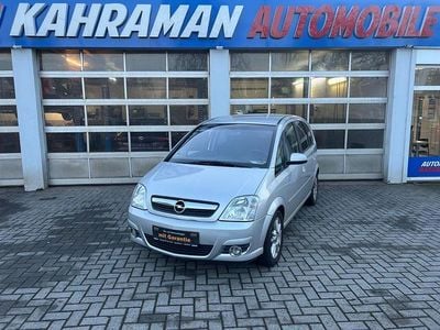 Silber Gebraucht 2007 Opel Meriva Basis Van / Kleinbus | 4.999 € (Teuer)