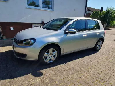 Używany VW Golf VI Comfortline 80 KM (58 kW) 2009 Srebrny Hatchback