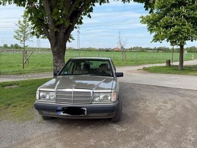 Mercedes 190