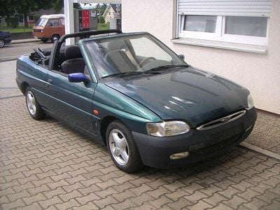 Gebraucht Ford Escort Cabriolet Ghia 90 PS (66 kW) 1997 Grün Cabrio