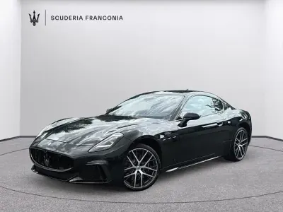 Gebraucht Maserati Granturismo 549 PS (403 kW) 2025 Nero assoluto Coupé
