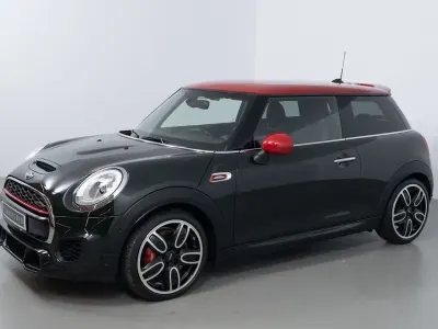 Gebraucht Mini John Cooper Works 231 PS (169 kW) 2017 Grün Kleinwagen
