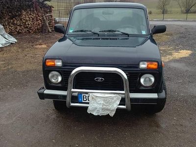 Gebraucht Lada Taiga 68 PS (50 kW) 2015 SUV