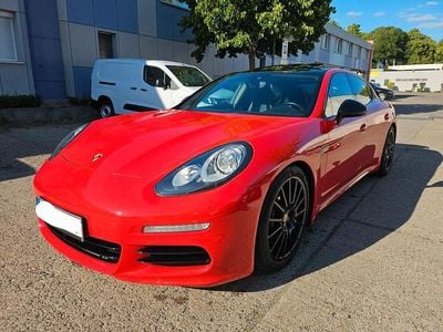 Porsche Panamera 4