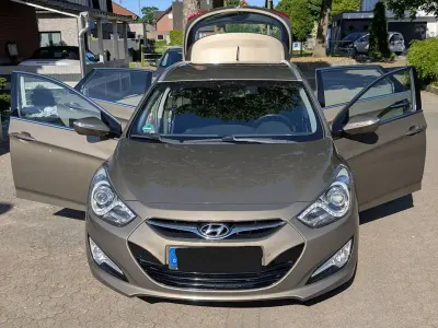 Gebraucht Hyundai i40 Style 136 PS (100 kW) 2015 Beige Kombi