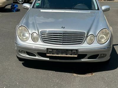 Mercedes E220