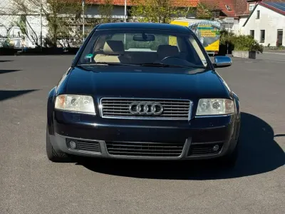 Second-hand Audi A6 299 CP (219 kW) 2000 Albastru Berlinǎ