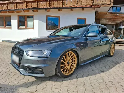Gebraucht Audi A4 S-Line 224 PS (164 kW) 2013 Grau Limousine