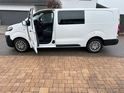 Weiß Gebraucht 2019 Opel Vivaro Van / Kleinbus | 12.499 € (Fairer Preis)