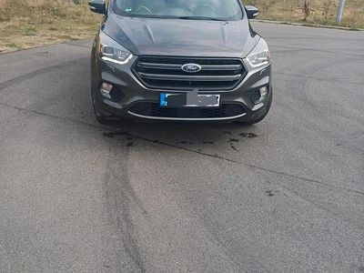 Gebraucht Ford Kuga ST 187 PS (137 kW) 2017 Grau SUV