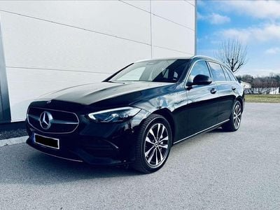Gebraucht Mercedes C300e Avantgarde 204 PS (150 kW) 2022 Schwarz Kombi