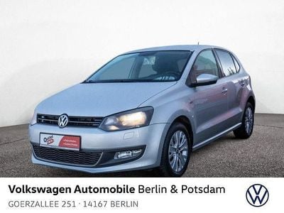 Reflexsilber metallic Gebraucht 2013 VW Polo Life Limousine | 9.990 € (Fairer Preis)