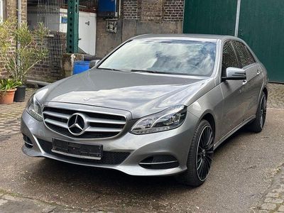 Usata Mercedes E200 Avantgarde 136 CV (100 kW) 2013 Argento Berlina