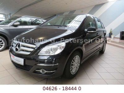 gebraucht Mercedes B180 *Automatik*Sport-P*AHK*Klimaauto*SHZ*