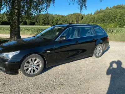 Gebraucht BMW 525 197 PS (144 kW) 2008 Schwarz Kombi