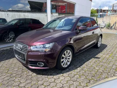 Gebraucht Audi A1 Ambition 122 PS (89 kW) 2014 Violet Kleinwagen