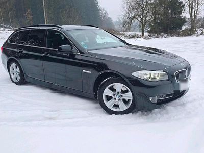Gebraucht BMW 530 245 PS (180 kW) 2010 Schwarz Kombi