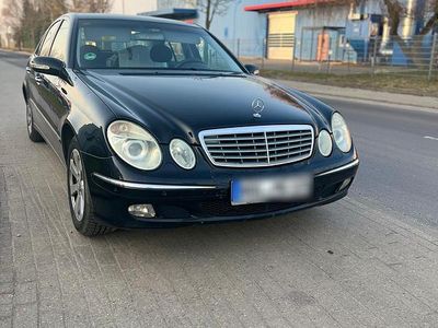 Mercedes E220