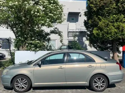 Gebraucht Toyota Avensis Executive 147 PS (108 kW) 2006 Grün Limousine