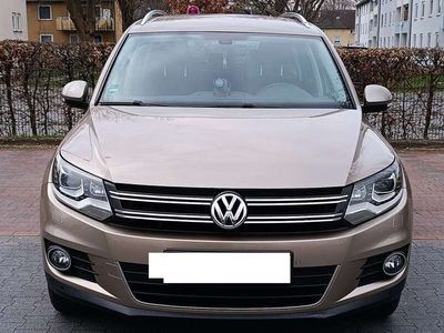 gebraucht VW Tiguan 2.0 TDI DPF 4Motion BlueMotion Technology Sport &