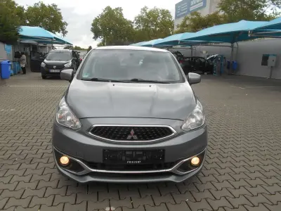 Gebraucht Mitsubishi Space Star Edition 71 PS (52 kW) 2019 Platinumgrau (m) Kleinwagen