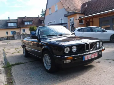 Gebraucht BMW 320 Cabriolet Performance 129 PS (94 kW) 1990 Schwarz Cabrio