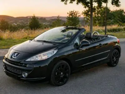 Gebraucht Peugeot 207 120 PS (88 kW) 2007 Schwarz Cabrio