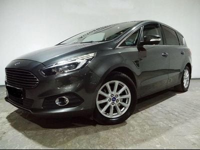 Grau Gebraucht 2016 Ford S-MAX S Van / Kleinbus | 14.999 € (Fairer Preis)