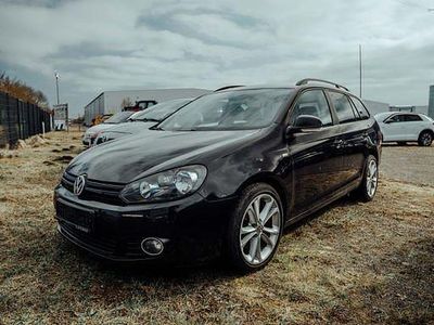 Gebraucht VW Golf VII Trendline 105 PS (77 kW) 2013 Grün Kombi