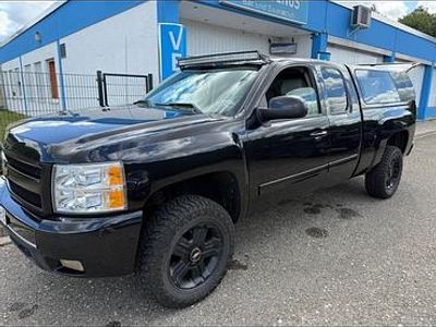 Schwarz Gebraucht 2010 Chevrolet Silverado SUV | 23.900 €