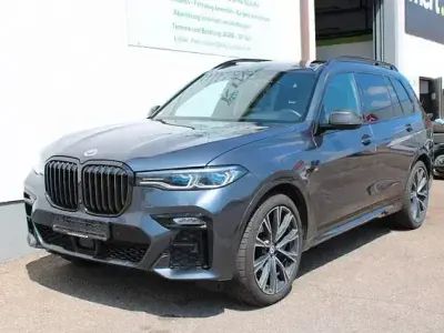 Gebraucht BMW X7 Comfort Edition 530 PS (389 kW) 2021 Arktikgrau brillanteffekt SUV