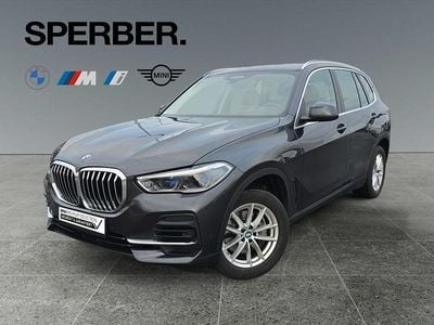 Grau Gebraucht 2022 BMW X5 Comfort Edition SUV | 49.990 € (Superpreis)