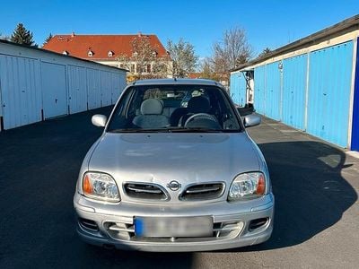 Gebraucht Nissan Micra 60 PS (44 kW) 2002 Silber Kleinwagen